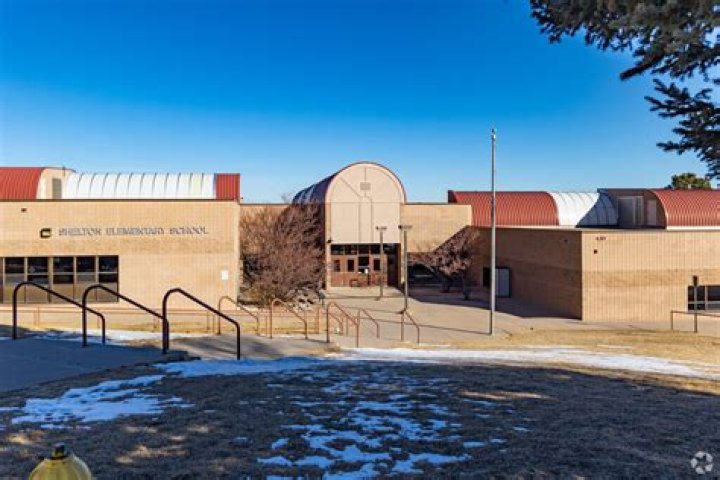 Shelton Elementary School - Golden