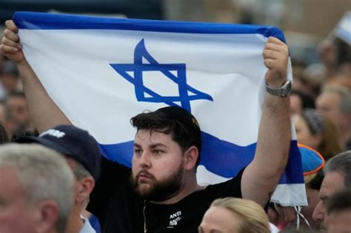 	Shemot parsha: The symbolism of the Burning Bush	