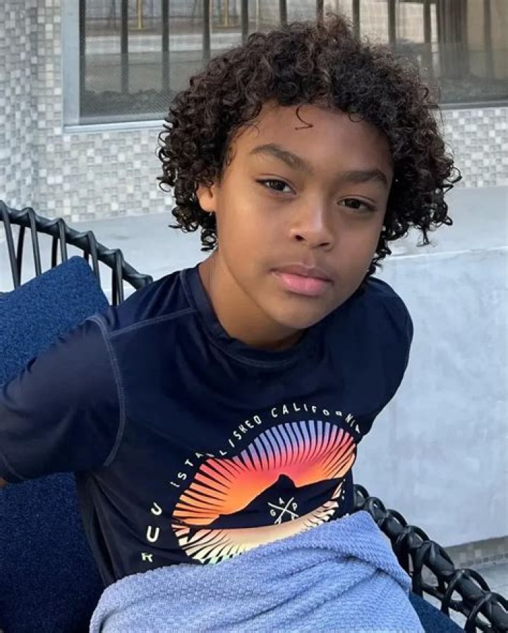 SIRE JACKSON MODELS FOR HAUS OF JR