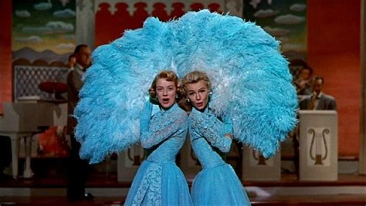 	‘SISTERS’ IN ‘WHITE CHRISTMAS’	