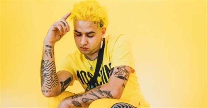 Smilez (Rapper): Wiki, Bio, Family, Height, Girlfriend, Net Worth, Age