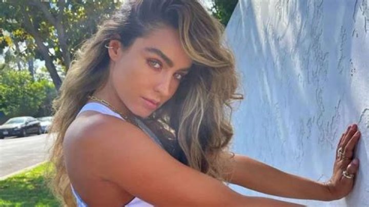 Sommer Ray celebrates DJ debut with Steve Aoki, IRIE & Dennis Rodman