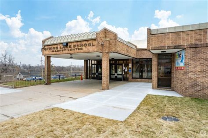 Spring Lake Magnet Center - Omaha
