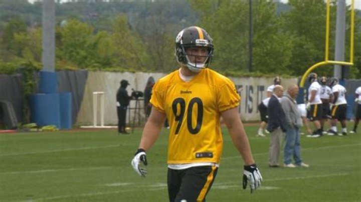 Steelers sign first-round draft pick T.J. Watt