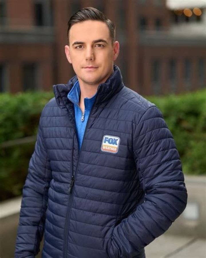 Steve Bender Bio, Age, Height, Wife, Salary, Net Worth Fox 11