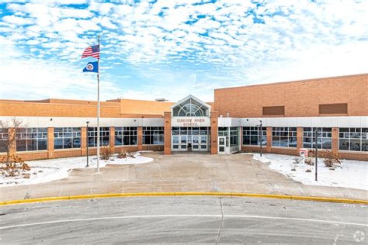 Sunrise River Elementary School - North Branch