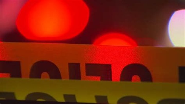 Suspect, deputies hurt in Tucson shooting