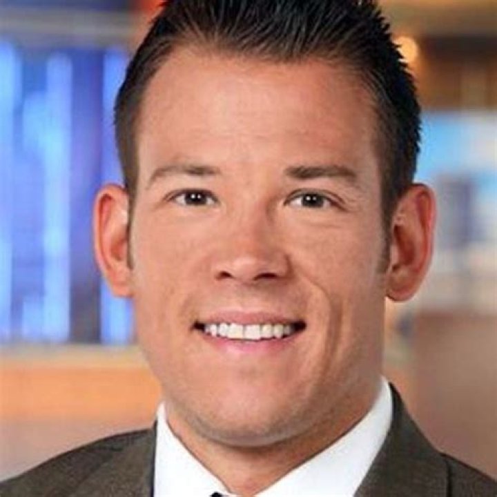 Sven Sundgaard Bio, Age, Height, Partner, Salary, Net Worth, KARE 11