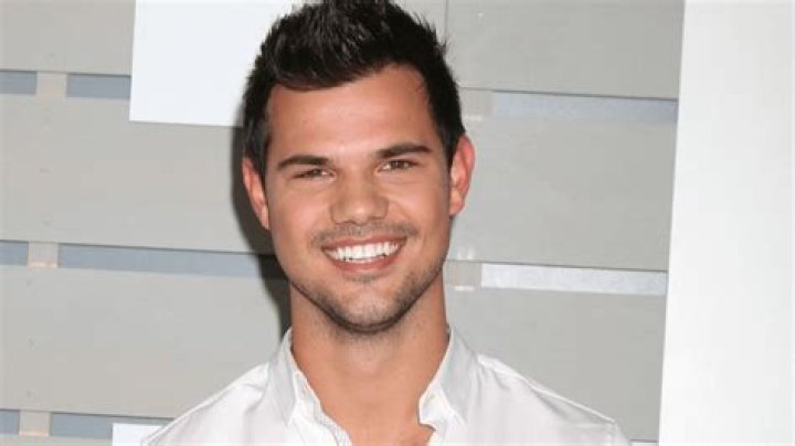 Taylor Lautner Net Worth 2024