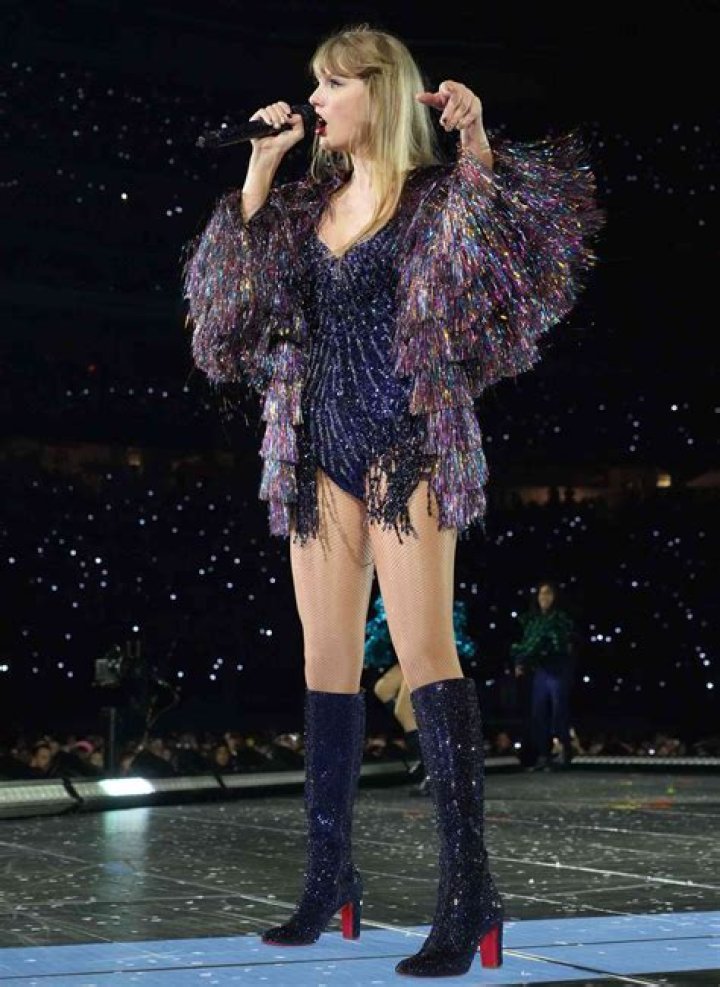 Taylor Swift: A Style Icon In Stockings
