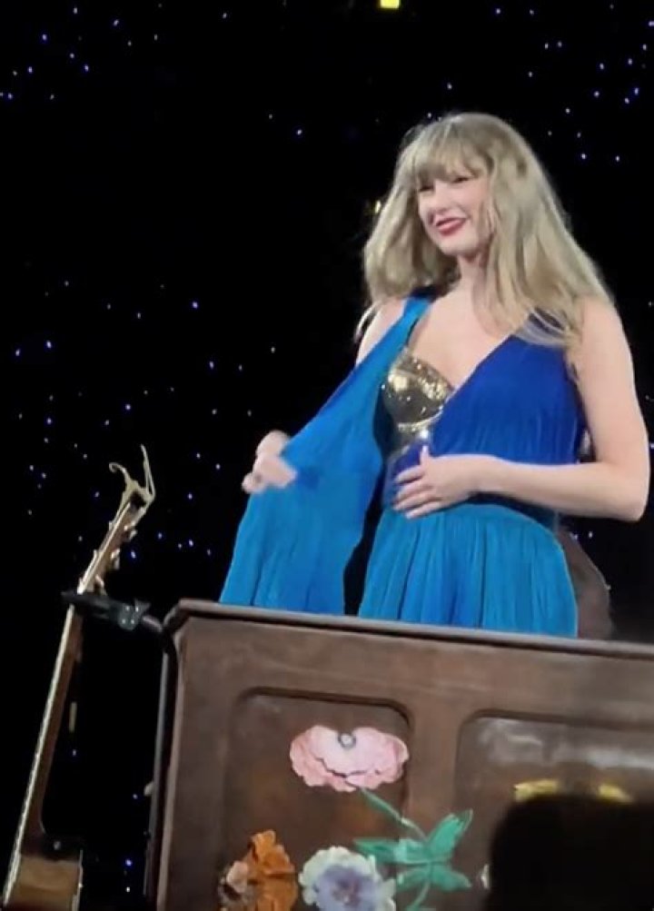 Taylor Swift Nip: Unveiling The Iconic Moments Of Style And Self-Expression