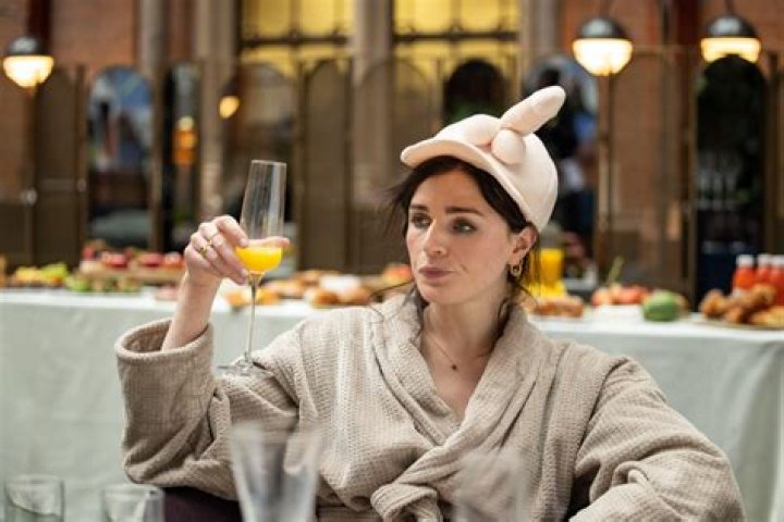 The best comedy shows like Fleabag to watch right now