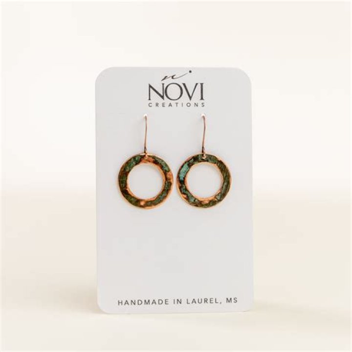 The Circle Earrings
– Laurel Mercantile