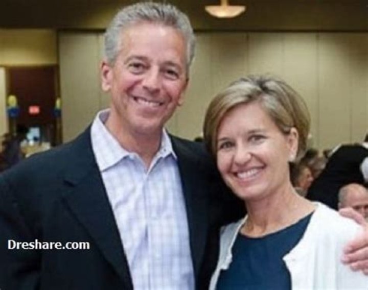 Thom Brennaman Bio, Age, Height, Wife, Salary, Net Worth, Cincinnati Reds