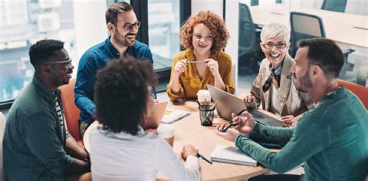 Tips for dementia-friendly group discussions and activities