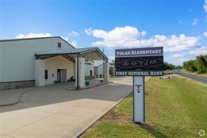 Tolar Elementary School - Tolar