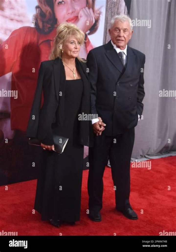 Tom Berenger Is Currently Married to His Fourth Wife Laura