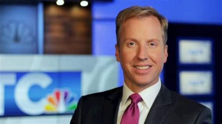 Tom Overlie Bio, Age, Height, Partner, Salary, Net Worth, KTTC News