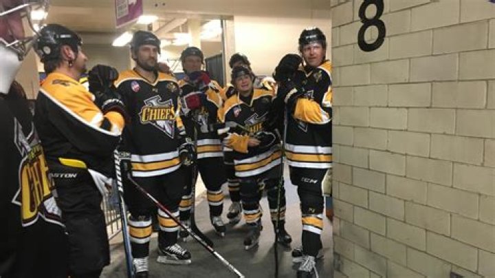 Tomahawks host Chiefs, Penguins alumni game