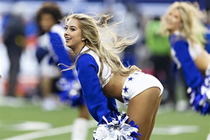 Top 10 NFL cheerleaders