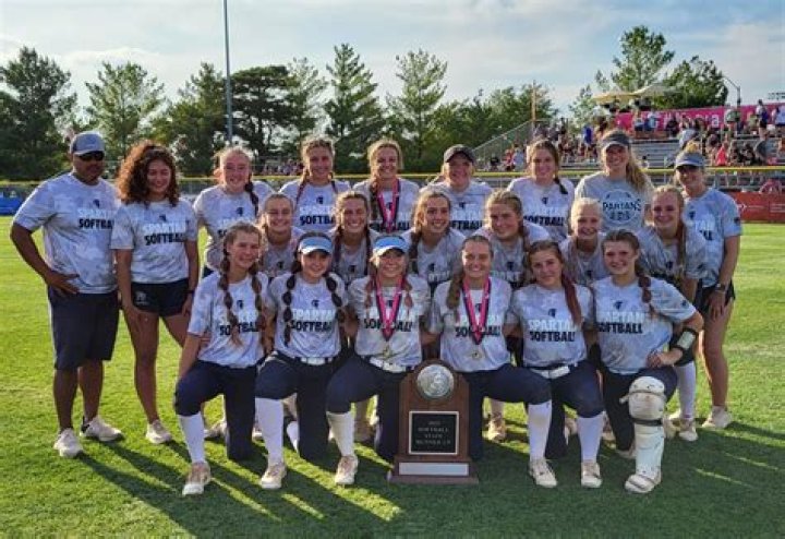 Township, PV softball win Wednesday