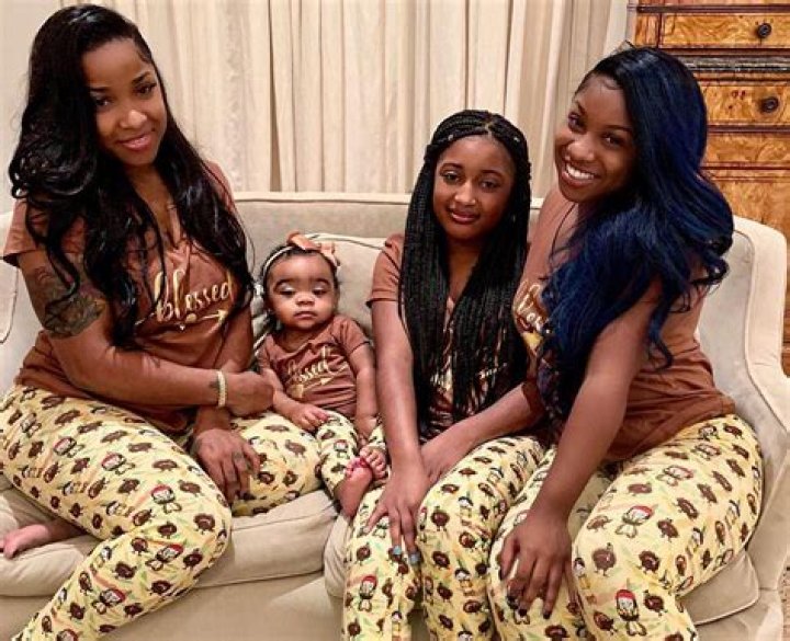 TOYA JOHNSON POSES WITH HER DAUGHTERS IN SWEET PHOTOS