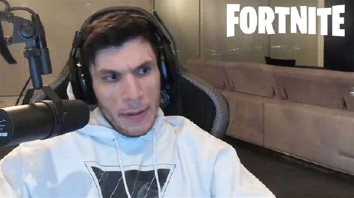 Trainwrecks offers $16k to Fortnite pro after DreamHack Dallas fight