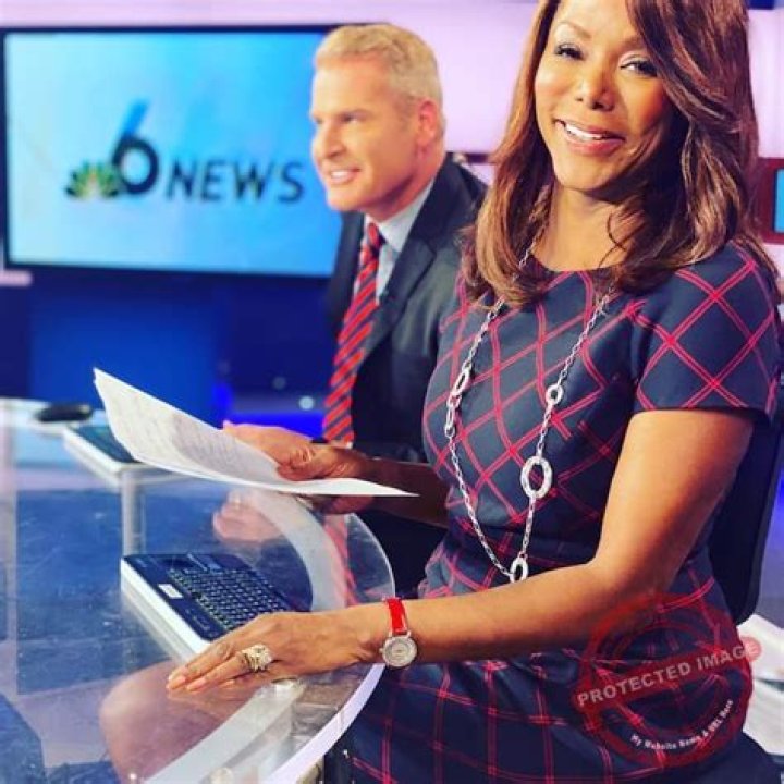 Trina Robinson Bio, Age, Height, Husband, Salary, Net Worth, NBC 6