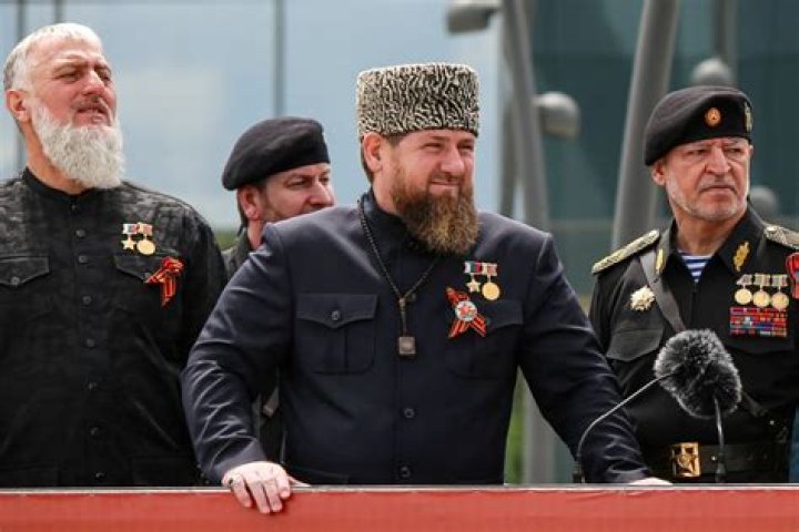 Two Putin allies publicly ridicule Russia’s war machine
