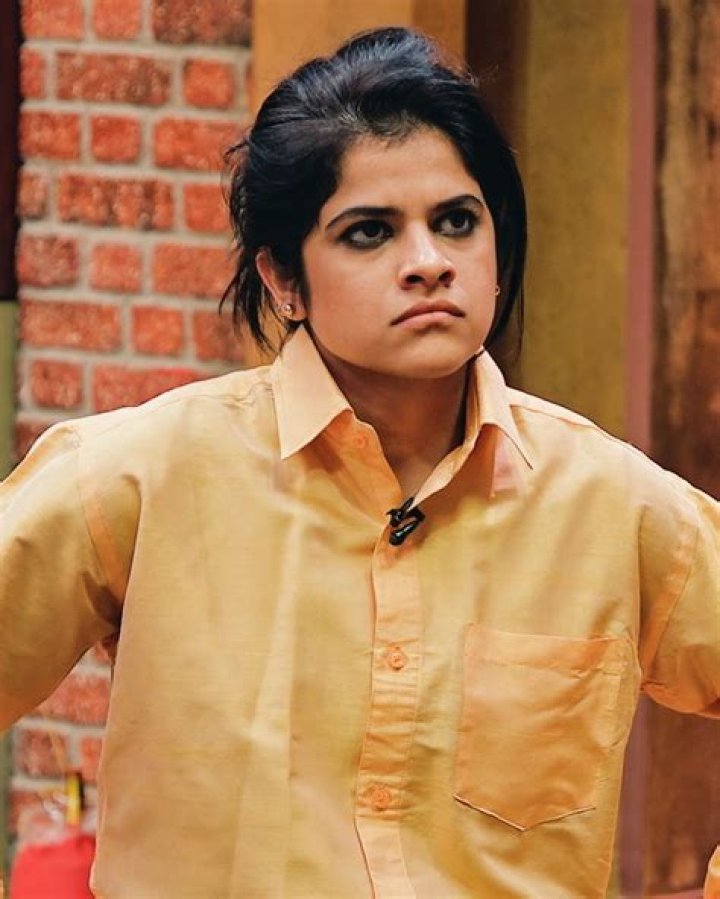 Uncover The Enchanting World Of Maya Krishnan: A Malayalam Actress Unveiled