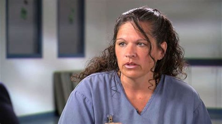 Understanding The Controversy Surrounding Dee Dee Autopsy Pics