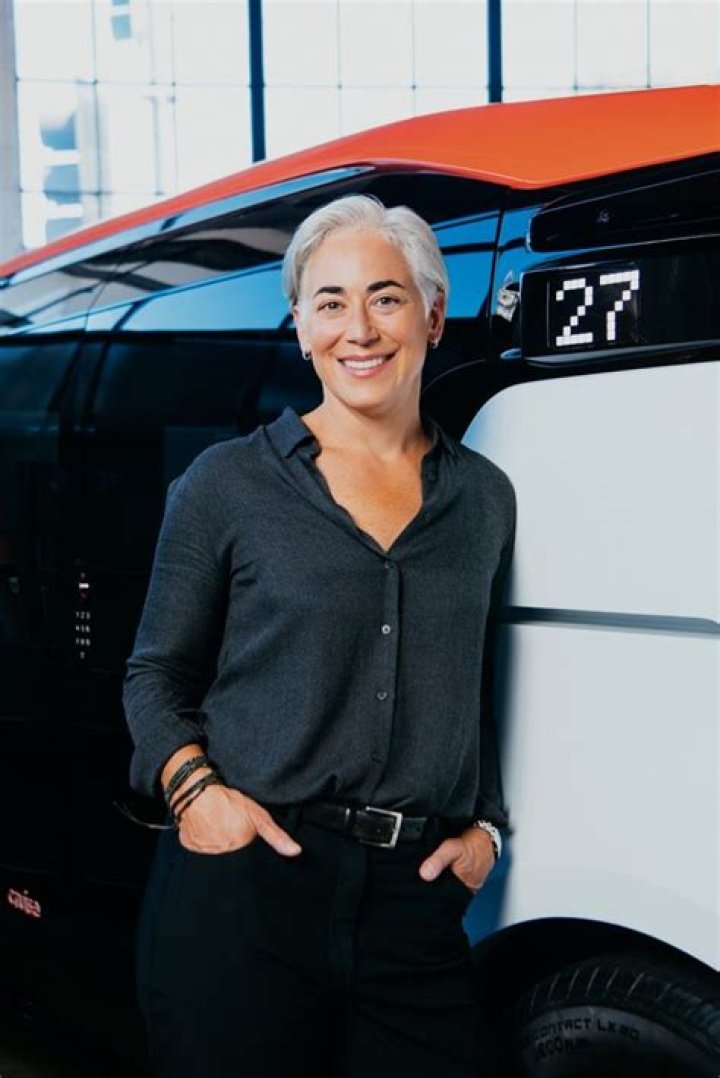 Unlocking The Secrets Of The Tech Industry With Nikki Khalatbari