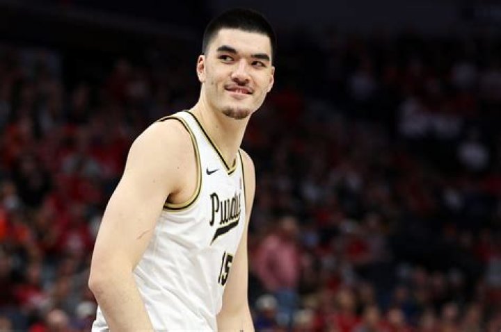 Unveiling Insights: Exploring The Height Of Zach Edie's Mother