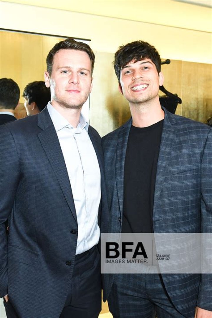 Unveiling Jonathan Groff's Boyfriend: A Deep Dive Into Love And Life