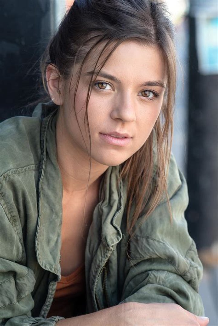 Unveiling The Allure Of Aria Wallace: A Deep Dive Into Her Life And Career