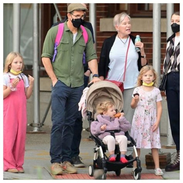 Unveiling The Charm: The Name Of Ryan Reynolds' Daughter