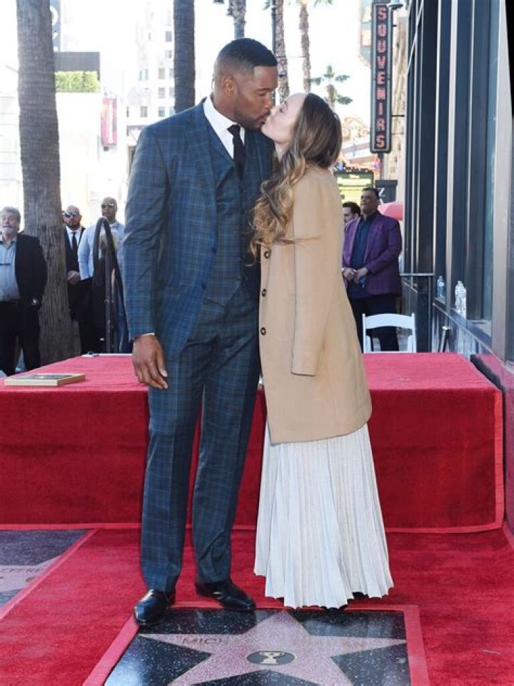 Unveiling The Connection: Kayla Quick And Michael Strahan