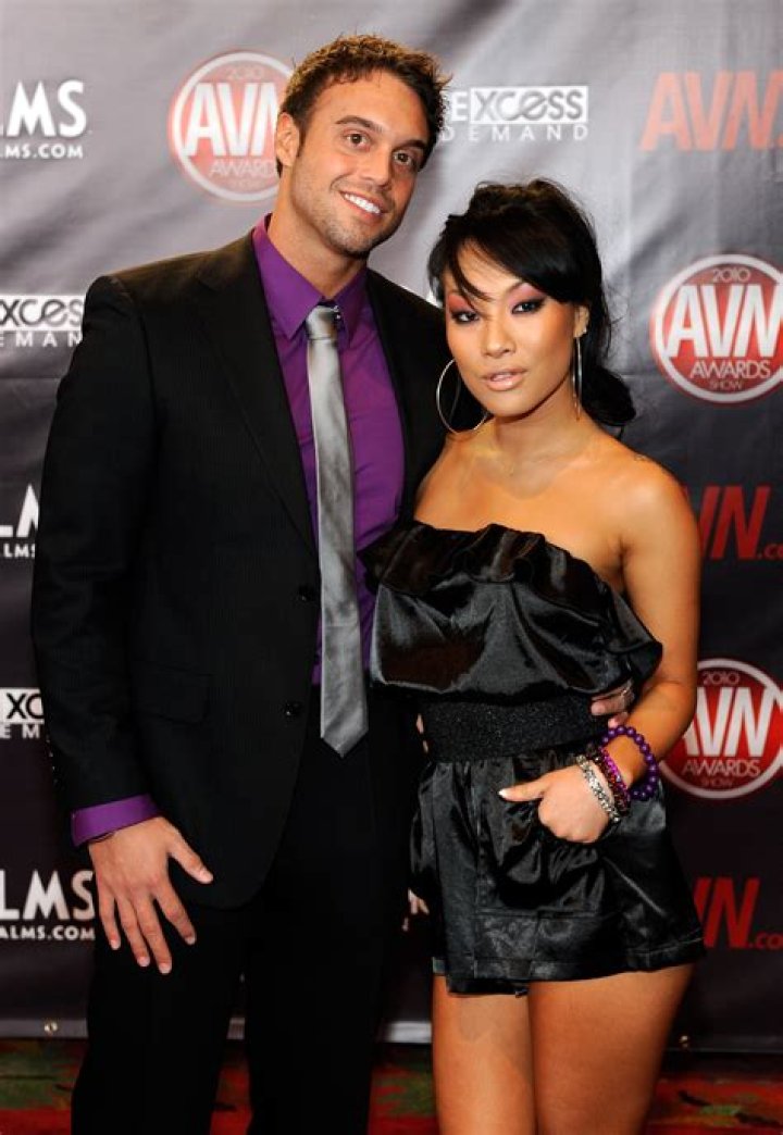 Unveiling The Life Of Asa Akira's Husband: A Deep Dive