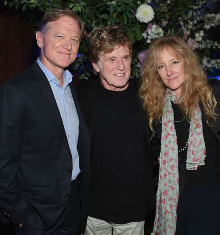 Unveiling The Life Of Shauna Redford: A Journey Through Art And Legacy