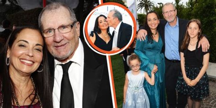 Unveiling The Mystery: Who Is Con O'Neill's Wife?