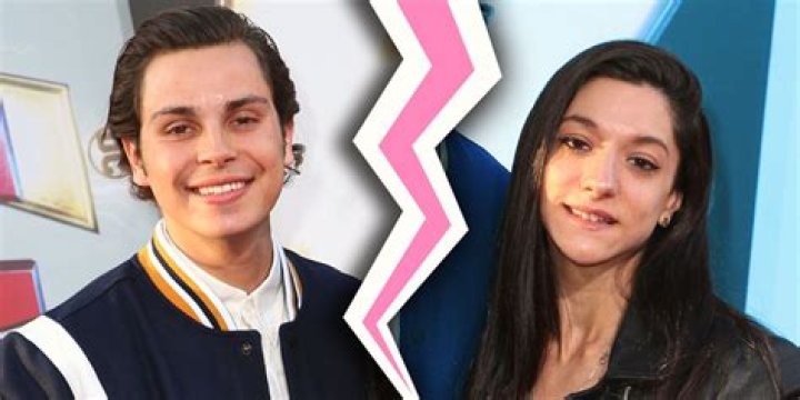 Unveiling The Mystery: Who Is Jake T. Austin's Girlfriend?