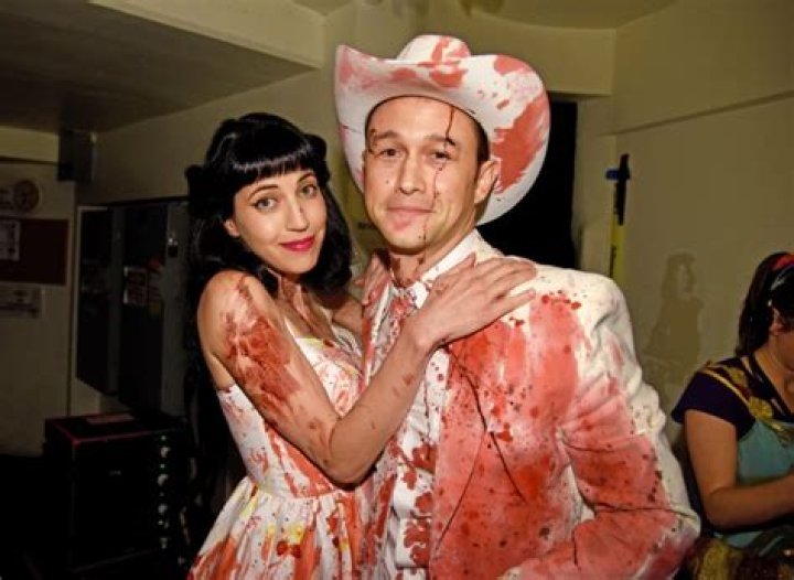 Unveiling The Secrets Of Joseph Gordon-Levitt's Enduring Relationship