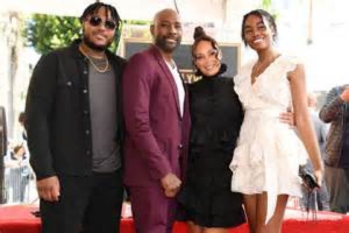 Unveiling The Secrets Of Morris Chestnut's Towering Presence