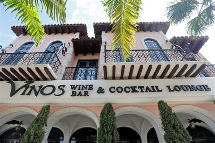 	Update: New Vinos Wine Bar opens on Las Olas	