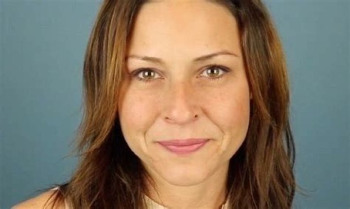 Vanessa Cloke - Bio, Age, Net Worth, Height, Nationality, Body Measurement, Career