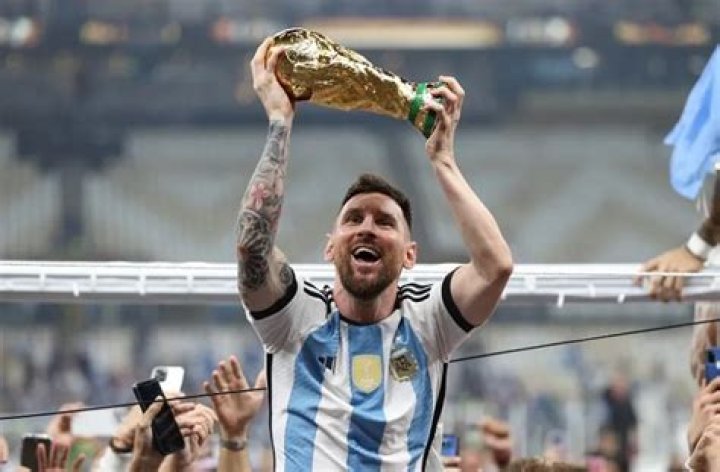 Vicente del Bosque states Lionel Messi is the best player he has ever seen