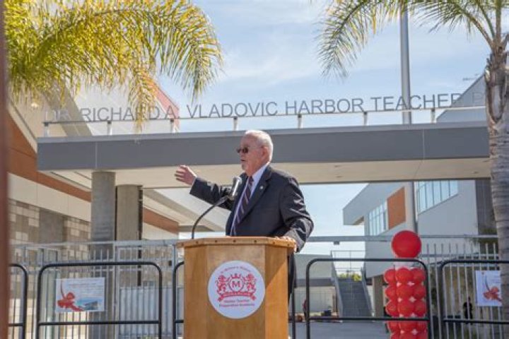 Vladovic Harbor Teacher Preparatory Academy - Wilmington