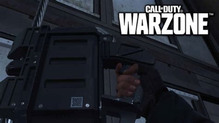 Warzone exploit lets plays glitch inside elevators for free kills