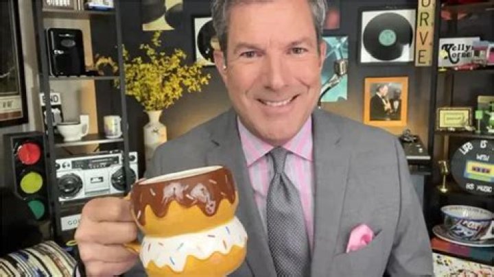 What happened to Bob Kelly? Fox 29 reporter sustains injuries from TikTok challenge assault