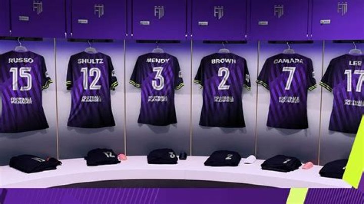 What happened to Football Manager 2022 Touch for iPad?
